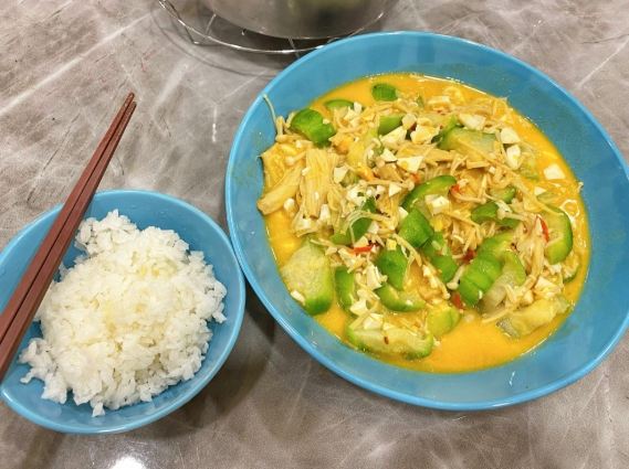 金針花料理
